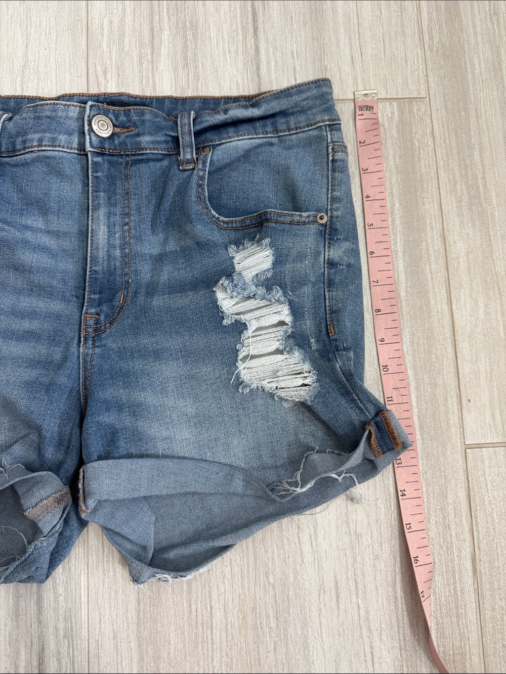 Aeropostale High-Rise Midi Distressed Denim Women’s long Shorts - Blue 14 - Picture 7 of 10